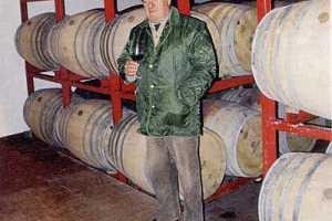 "FUTURES" O "NEGOCE" BORDOLESE ? QUALE STRUMENTO PER L'ANTEPRIMA DEL VINO TOSCANO DI QUALITA'. SE NE DISCUTE IL 21 APRILE A BOLGHERI, PATRIA DEL SASSICAIA