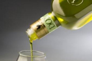SALUTE & AGROALIMENTARE: +16% NELL’EXPORT DELL’OLIO EXTRAVERGINE DI OLIVA, UN’ARMA ANTI-INVECCHIAMENTO. LO COMUNICA LA COLDIRETTI SULL BASE DI UNO STUDIO SCIENTIFICO DELL’UNIVERSITA’ DI FIRENZE