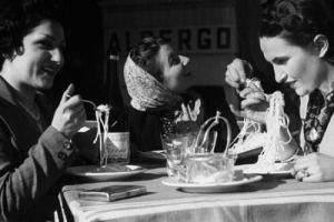 La “Legge di purezza della pasta” compie 50 anni di garanzia d’eccellenza, celebrati da Aidepi con una campagna sull’arte dei pastai e qualche consiglio su come riconoscere la pasta di qualità, il piatto preferito da un italiano su due