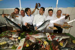 E’ IL MOMENTO DEL PESCATURISMO: 500.000 VACANZIERI PRENDONO IL LARGO CON I PESCATORI. PER LEGAPESCA SIGNIFICA 35 MILIONI DI EURO DI GIRO D’AFFARI