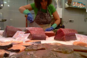 Fonte Ansa - Per il tradizionale cenone di pesce della Vigilia di Natale, Federcoopesca-Confcooperative offre uno strumento in più per tutelare i consumatori con “Che pesce sono?”, l’app che identifica e descrive più di 30 specie ittiche