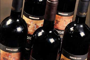 IL “REDIGAFFI” DI TUA RITA E IL BRUNELLO DI MONTALCINO RISERVA 1955 BIONDI SANTI AL TOP DELL’ASTA DI VINI DI ROMANI & GELARDINI. 378 LOTTI PER 90.000 EURO. BRILLA LA FRANCIA CON GLI CHAMPAGNE, CON I 2.600 EURO DI UN ROMANEE CONTI 1970 ...