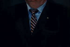 EZIO RIVELLA, ENOLOGO E GRANDE CONOSCITORE DEI PROBLEMI DI MONTALCINO, SPIEGA: “PENSARE CHE IL VINO VENGA BUONO SOLO PERCHÈ SI È PRODOTTO RISPETTANDO IL DISCIPLINARE … È UN ERRORE FONDAMENTALE!” E PROPONE “CAMBIO DELLE REGOLE PER IL BRUNELLO”