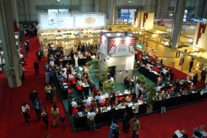 MIWINE (12/14 GIUGNO, MILANO): SFIDA IN FIERA TRA IL VECCHIO E IL NUOVO MONDO DEL VINO ... TUTTI GLI EVENTI DELLA KERMESSE IN FIERA E IN CITTA'. CONVEGNO MONDIALE SULLO STATO DELLE RICERCHE NEL CAMPO DEL VINO DA PARTE PIU' FAMOSE UNIVERSITA' ITALIANE