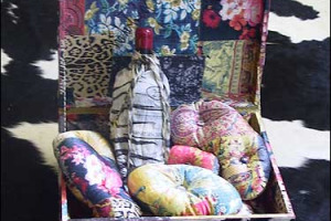 ASTA DEI VINI PER IL MAGGIO MUSICALE FIORENTINO: A SHARON STONE IL "SAGRANTINO" CAPRAI FIRMATO DA ROBERTO CAVALLI. E L&#8217;IMPERIALE DI SASSICAIA DONATA DA GIORGIO ARMANI SPUNTA LA QUOTAZIONE RECORD DI 4.800 EURO