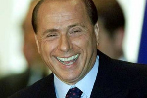 IL PRESIDENTE DEL CONSIGLIO, SILVIO BERLUSCONI, PRONTO ALLA &ldquo;DISCESA IN CAMPO&rdquo; ANCHE NEL MONDO DEL VINO? IL PREMIER, CONQUISTATO DALLA TOSCANA, HA FATTO VISITA OGGI ALLA TENUTA DELLA SELVA (SIENA) TRA IL CHIANTI DOCG E IL BRUNELLO DI MONTALCINO
