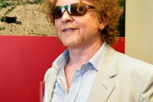 “IL VINO E’ MUSICA”: LO SPIEGA A WINENEWS, MICK HUCKNALL, LEADER DEI SIMPLY RED