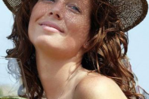 INCHIESTA WINENEWS - I BIANCHI &ldquo;BATTONO&rdquo; VERAMENTE I ROSSI NELLE PREFERENZE DEI CONSUMATORI? PER I PRODUTTORI DEI TERRITORI A PIU&rsquo; ALTA VOCAZIONE BIANCHISTA (DAL COLLIO AL SOAVE, DAL VERDICCHIO ALLA SICILIA, ALLA CAMPANIA) LA RISPOSTA &Egrave; NO