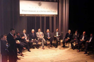 DAL TALK SHOW DI MONTALCINO: &#8220;LA TOSCANA APRIPISTA DELL&#8217;ENOLOGIA ITALIANA &#8230; MA OGGI E&#8217; INDISPENSABILE IL GIOCO DI SQUADRA DI TUTTO IL CENTRO-ITALIA&#8221;