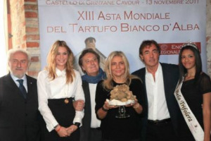 SE IL TARTUFO È SOLIDALE: L’ASTA MONDIALE DEL TARTUFO BIANCO DI ALBA RACCOGLIE 227.200 EURO, CON 12 TARTUFI: IL RICAVATO ANDRÀ ALLA FONDAZIONE “CHANGING YOUNG LIVES”. UN LOTTO DA 16.500 EURO PER LA LIGURIA