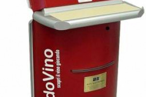 NASCE “INDOVINO”, VIDEOGAME PER SFIDARE L’ABILITA’ DEGLI ENOAPPASSIONATI IN MATERIA DI DEGUSTAZIONI MA ANCHE UN MODO IRONICO PER CONTENERE LA SACRALITA’ CHE LE ACCOMPAGNA. ECCO COSA NE PENSA IL REALIZZATORE DEL GIOCO, PAOLO PARODI (ALFA ELETTRONICA)