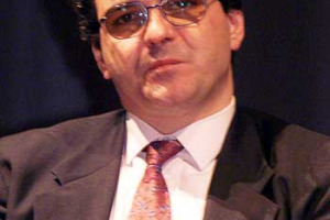 FORTE CRESCITA DI BANFI NEGLI USA: + 35% NEL 2003: NONOSTANTE LA &#8220;PREOCCUPAZIONE EURO&#8221; L&#8217;AZIENDA LEADER DI MONTALCINO CONTINUA L&#8217;AVANZATA AMERICANA &#8220;ROSICCHIANDO&#8221; QUOTE ALLE ETICHETTE FRANCESI