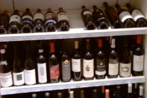 NON SOLO &ldquo;TRADE&rdquo; E PUBBLICO, MA ANCHE FORMAZIONE PER LE CANTINE CHE SI AFFACCIANO SU MERCATI COMPLESSI COME QUELLO USA: ECCO LA NUOVA FORMULA DI SUCCESSO DI &ldquo;VINITALY IN THE WORLD USA&rdquo;, CHE HA DEBUTTATO IERI A &ldquo;EATALY NEW YORK&rdquo;