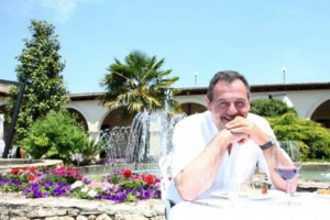 VISSANI E OSTERIA FRANCESCANA (BOTTURA) REGNANO SULLA RISTORAZIONE ITALIANA, MENTRE LA PERGOLA DE L’HOTEL ROME CAVALIERI (HEINZ BECK) SCENDE DAL TRONO DEI MIGLIORI, SECONDO LA GUIDA “I RISTORANTI D’ITALIA” 2014 DEL GAMBERO ROSSO