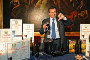 20 MILIONI DI EURO E DI BOTTIGLIE DI FINTI VINI IN POLVERE, CHE RICHIAMANO L&rsquo;ITALIA, PRODOTTI E DISTRIBUITI ANCHE DA UNA FABBRICA IN SVEZIA, &ldquo;NEL CUORE DELL&rsquo;UNIONE EUROPEA DEL RIGORE DEI CONTI&rdquo;: LA DENUNCIA DI COLDIRETTI