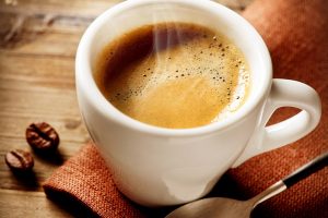 Gli italiani spendono per il caff&egrave; espresso 260 euro all&rsquo;anno. Il 58% ne beve 1-2 tazzine al giorno