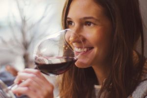 Nel 2017 le vendite di vino in Uk a 5,5 miliardi di sterline (+3,6%): boom dei vini a marchio