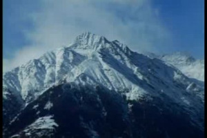 Tradizione o innovazione, ricette semplici dai sapori antichi o preparazioni elaborate da sperimentare con cura? Quale vino in tavola? Tutti i consigli per non sbagliare i menù delle feste