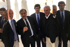 Il cambiamento di Palermo e quello del vino siciliano in parallelo: parla il sindaco Leoluca Orlando