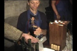 Il Signore dei Brunelli. La magia della ricolmatura nel racconto di Franco Biondi Santi, memoria storica del pi&ugrave; amato fra i vini toscani