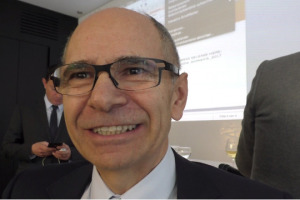 Il Prosecco ed il Cava come alleati e non come nemici, lo Champagne come fattore di crescita culturale ed economica, le difficolt&agrave; in Gran Bretagna e le prospettive in Cina: a WineNews Jean-Marie Barill&egrave;re, copr&eacute;sident del Comit&eacute; Champagne