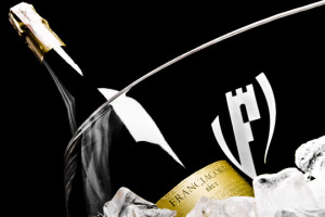 Il metodo classico pi&ugrave; famoso del Belpaese saluta la fine dell&rsquo;estate con il &ldquo;Festival Franciacorta&rdquo;: le cantine che aprono le porte a curiosi ed enoappassionati, con gli eventi pi&ugrave; disparati, ma sempre con l&rsquo;enogastronomia al centro