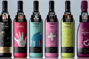 &ldquo;Whatever It Takes&rdquo; &egrave; un progetto solidale internazionale, appoggiato da 130 testimonial di spicco, da Penelope Cruz a David Bowie che, anche grazie alla cantina spagnola Vicente Gandia, ha raccolto in pochi mesi 6 milioni di euro