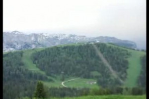 Il vino, ormai, non &egrave; pi&ugrave; una comparsa nel mondo della grande ristorazione, ma un co-protagonista, perch&eacute; il cliente &egrave; sempre pi&ugrave; preparato ed esigente, anche quando si parla del vino da abbinare alla portata