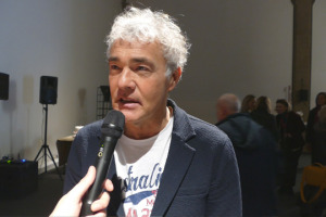 &ldquo;Berlusconi &egrave; come un Brunello, Renzi un vino spumeggiante, Di Maio un rosso pugliese, Salvini un Barolo, la Meloni uno spumante trentino, Pietro Grasso un vino siciliano&rdquo;. Giocando tra vino e politica, a WineNews, Massimo Giletti