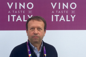 Il vino come elemento culturale e costitutivo dell&rsquo;identit&agrave; italiana, simbolo della civilt&agrave; dell&rsquo;uomo e della condivisione: a WineNews la &ldquo;lezione&rdquo; di Massimo Montanari, uno dei pi&ugrave; autorevoli storici dell&rsquo;alimentazione al mondo