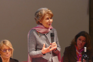 Le donne e il vino, un rapporto sempre pi&ugrave; intenso, raccontato da una delle scrittrici italiane di maggior successo: a WineNews pensieri e parole di Sveva Casati Modignani, autrice, tra le decine si libri, de &ldquo;La Vigna di Angelica&rdquo;