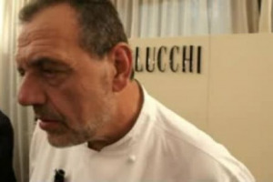 Dove va la ristorazione italiana, e quali sono gli ostacoli da affrontare e le scelte giuste per superare una crisi che non risparmia nessuno? WineNews lo ha chiesto ad uno degli chef pi&ugrave; noti al grande pubblico, Gianfranco Vissani