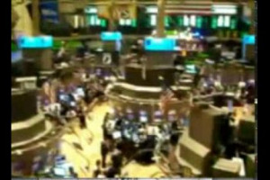 Come si supera la crisi nel mondo del vino? Meglio un grande gruppo o una piccola azienda familiare? WineNews lo ha chiesto ad importanti rappresentanti dell&rsquo;uno e dell&rsquo;altro schieramento