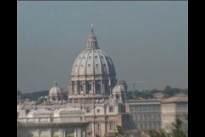 Trinit&agrave; dei Monti? Uno degli angoli pi&ugrave; suggestivi del mondo e... terroir unico per il vino! Uno scherzo? Niente affatto, grazie a numerose istituzioni e all'impegno dell'Istituto Sereni di Roma, la vigna e il vino conquistano il cuore della capitale
