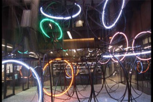 Sempre pi&ugrave; spesso l&rsquo;arte entra in cantina, con tanti produttori-mecenati. Ma quando il vino, come prodotto, sar&agrave; nei grandi musei? Le riflessioni di Alessia, Albiera e Allegra Antinori, che nella nuova cantina arricchiscono la collezione di famiglia