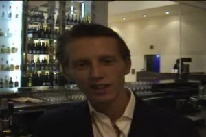 Con &lsquo;&lsquo;Identit&agrave; Golose&rsquo;&rsquo; e &lsquo;&lsquo;Milano Food & Wine Festival&rsquo;&rsquo; Milano in questi giorni &egrave; la Capitale del gusto. Ma la citt&agrave; meneghina &egrave; anche la patria dell&rsquo;Happy Hour, l&rsquo;aperitivo che diventa cena nell&rsquo;incontro tra finger food e bere bene