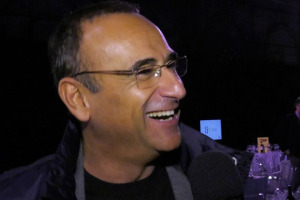 &ldquo;Da ragazzo in pizzeria mentre tutti bevevano birra io sceglievo il vino. E come direbbe Marzullo, &egrave; il vino che aiuta i sogni, o sono i sogni che aiutano il vino?&rdquo;. A WineNews il n. 1 della televisione italiana di oggi, Carlo Conti