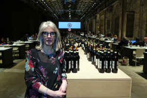 &ldquo;Vendemmia 2017 difficilissima, ma il territorio &egrave; in salute, i mercati ed i valori crescono in Italia e nel mondo. Nel futuro ancora pi&ugrave; qualit&agrave; e tutela internazionale&rdquo;. A WineNews il direttore del Consorzio del Chianti Classico, Carlotta Gori