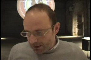 Il Chianti Classico svela le sue nuove annate, la 2009 e la Riserva 2008. Il giudizio degli esperti &egrave; pressoch&eacute; unanime: entusiasmo per un&rsquo;annata 2009 dall&rsquo;assoluta bevibilit&agrave;, e Riserva 2008 che sconta i limiti di un difficile andamento climatico