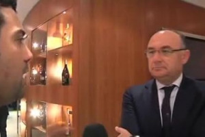 Le bollicine italiane alla conquista del mondo: molti Consorzi, dopo aver conquistato milioni di wine lovers del Belpaese, guardano ai mercati esteri per crescere ancora. Ma &egrave; cos&igrave; per tutti? E quali sono le diverse strategie di crescita?