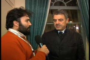 Il futuro del vino italiano si gioca in trasferta, ma guai a sottovalutare la &lsquo;&lsquo;partita in casa&rsquo;&rsquo;: quello del Belpaese &egrave; ancora uno dei mercati pi&ugrave; importanti del mondo. Lo dicono alcuni dei produttori &lsquo;&lsquo;top&rsquo;&rsquo; dell&rsquo;Italia enoica