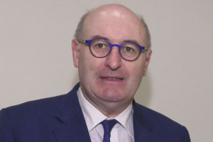 “L’agricoltura europea gioca un ruolo chiave in termini di esportazioni, posti di lavoro e bilancia dei pagamenti. E il vino Italiano è in prima linea in questa storia di successo, anche se con qualche problema nell’assegnare le risorse” “L’agricoltura europea gioca un ruolo chiave in termini di esportazioni, posti di lavoro e bilancia dei pagamenti. E il vino Italiano è in prima linea in questa storia di successo, anche se con qualche problema nell’assegnare le risorse”