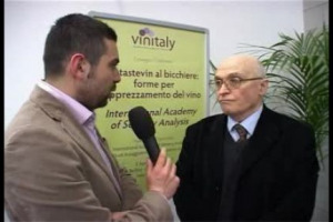 Non solo vino! La degustazione del nettare di Bacco dipende da tanti fattori, non ultimo quello dei giusti &lsquo;&lsquo;attrezzi del mestiere&rsquo;&rsquo;