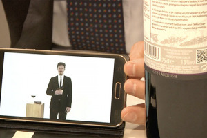 Il vino &egrave; sempre pi&ugrave; social, e anche le cantine pi&ugrave; importanti investono su Facebook, Twitter e cos&igrave; via. E tra tante case history, una di quelle di maggior successo, e con la strategia pi&ugrave; articolata, &egrave; quella del colosso trentino Mezzacorona