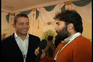 Ottimismo senza euforia, preoccupazione senza drammi. Cos&igrave; vino italiano si avvicina alle feste di fine anno, momento che pesa per il 20-25% sui fatturati di tante cantine, di un 2011 economico difficile ...