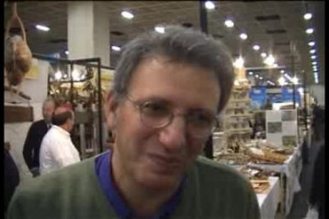 &lsquo;&lsquo;La nobilt&agrave; del vino sta nel farci sentire gli stessi legami che esistono in un rapporto affettivo tra due esseri umani, ha anch&rsquo;esso radici storiche, culturali e umane, qualcosa che si pu&ograve; percepire&rsquo;&rsquo;. Parola di Jonathan Nossiter