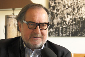 A WineNews l&rsquo;enologo pi&ugrave; famoso del mondo, Michel Rolland, che in Italia ha lavorato con diverse griffe, da Masseto a Caprai, da Ornellaia a Monteverro. Tra passato, presente e futuro, parlando di terroir, biologico, barrique, cambiamenti climatici