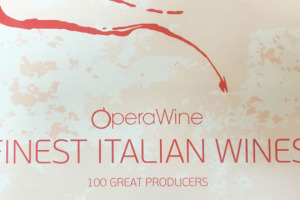 Il rapporto tra Usa e Italia, il fenomeno Prosecco e le sue conseguenze, le prospettive di mercato all&rsquo;epoca dell&rsquo;amministrazione Trump, ma anche il nuovo corso di Wine Spectator, che guarda sempre pi&ugrave; fuori dagli Stati Uniti