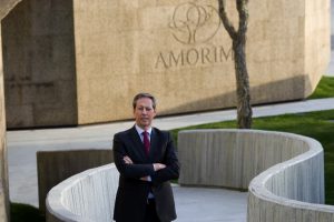 Il mercato del vino per Amorim Cork, leader mondiale dei tappi in sughero. Parla Antonio Amorim