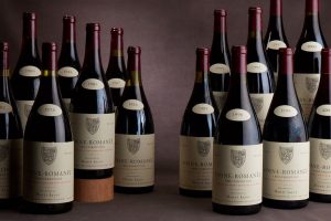 Asta record: 34,5 milioni di euro per 855 bottiglie e 209 magnum di Henri Jayer a Ginevra